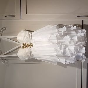 Anny Lee white cocktail dress size medium